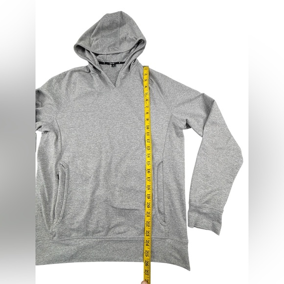 Public Rec | Weekend Hoodie | Heather Silver Spoon | Men’s Size Small - Picture 6 of 8